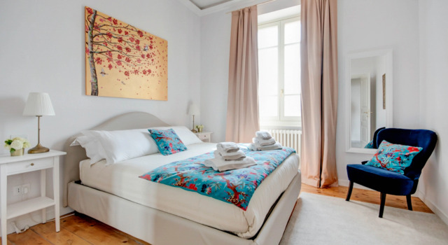 Italianway - Casa Viberti - Mazzini 9, Buchen Sie Hotel Serralunga d'Alba Langhe