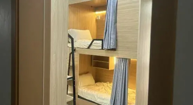 Кровать в общем номере (женский номер) OrangeSea Seaview Youth Hostel