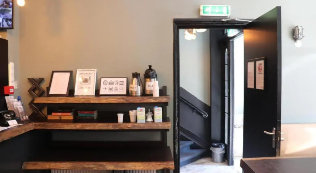 Кровать в общем номере Amsterdam Hostel Annemarie