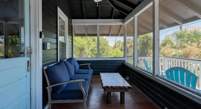 306 E Arctic Ave.