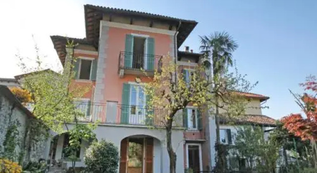 Locazione Turistica La Silente.1, Prenota Hotel Stresa 