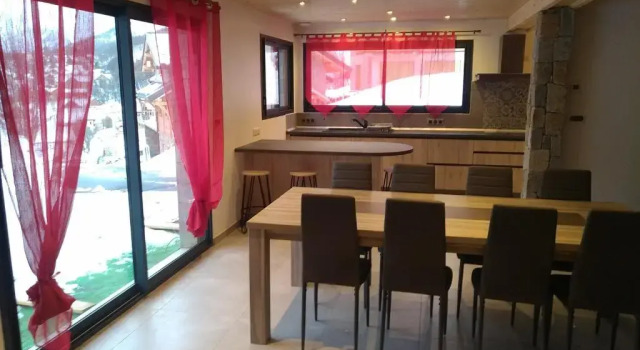 Chalet des Lys - tout confort - 12 personnes, Забронировать Шале Виллы Овернь-Рона-Альпы, Вилла