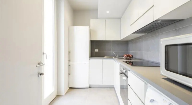 Rentclass - Adelaide, Book Hotel Milan City Centre Milan