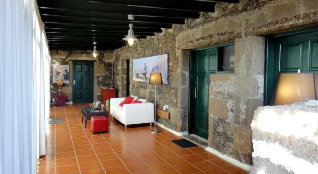 Lanzarote Volcánica-La Cabaña, Забронировать Отель Отели Ланцароте 3 звезды, 3*