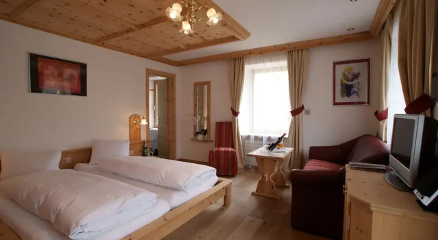 Habitación doble Estándar con balcón Hotel Astras