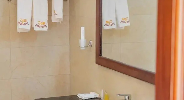 Номер Executive Jopedwin Rehema House