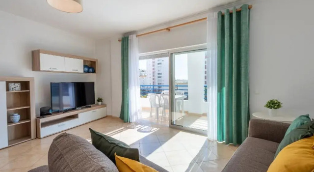 Апартаменты Apartamento Monarquia - T3 Quarteira