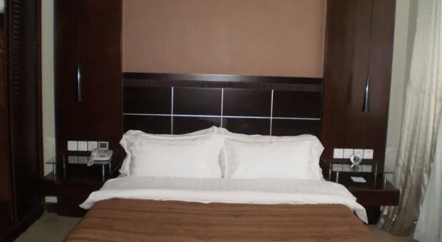 Jin Nian Hotel Taiyuan, Book Hotel Taiyuan Shanxi