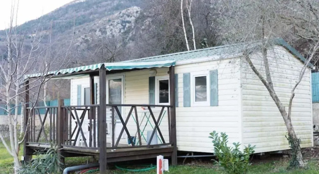 Camping le Mas Fleuri, Забронировать Кемпинг Отели Национального парка Меркантур с завтраком, Завтраки