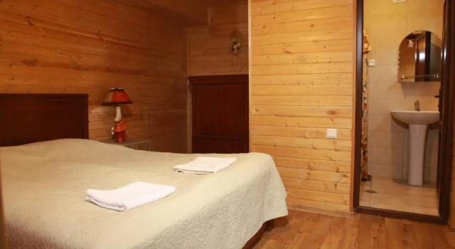 Cottage Woodside, Prenota Casa vacanze Hotel economici a Samegrelo Zemo-Svaneti
