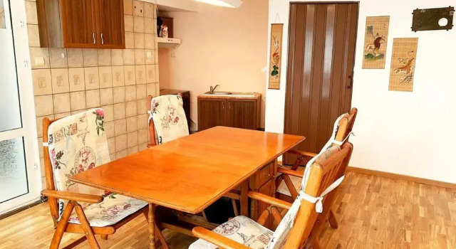 La Jolie Maison, Rezerwuj Apartament Hotele w Carpathians - Romania z parkingiem, Parking