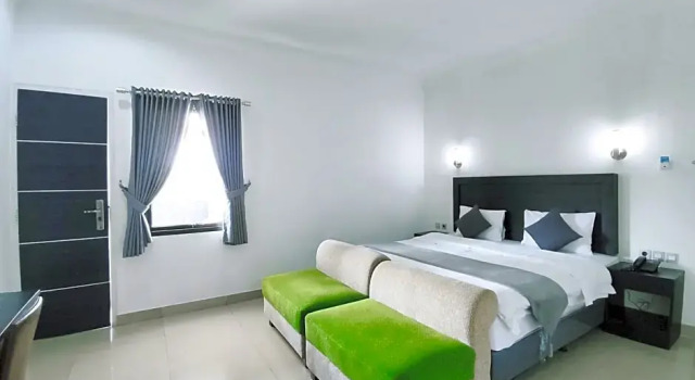 Suite Charaka Residence