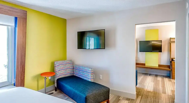 Двухместный люкс c 1 комнатой Holiday Inn Express Charleston by IHG