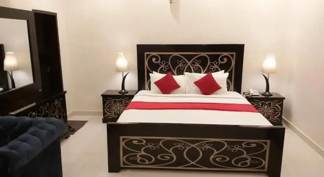 Hotel Mairona Gulberg Lahore, Prenota Hotel Hotel economici a Gulberg