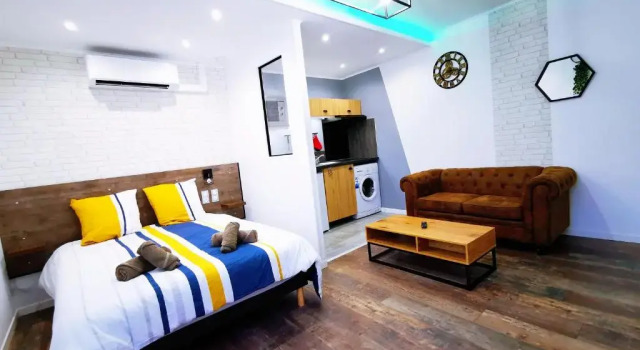 Апартаменты Skyline Residence "Smart-Concept" (Adults Only)