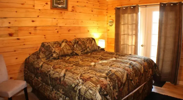 Люкс Deluxe The Old Tioga Inn Bed and Breakfast