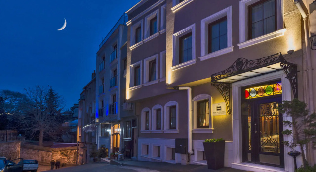 Four Doors Hotel