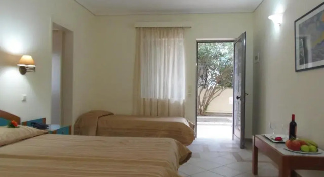 Номер Economy Atlantica Yakinthos
