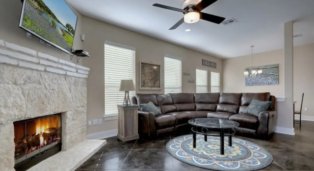 17514 Village Drive Home 4 Bedrooms 2 Bathrooms Home, Забронировать Дом для отпуска Дрипинг-Спрингс Texas Wine Country