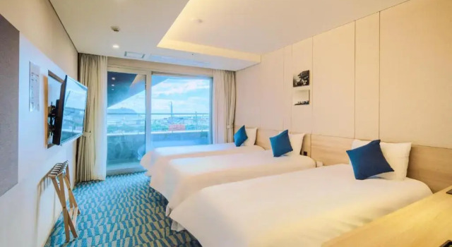 Трёхместный номер Standard Hotel bridge Seogwipo