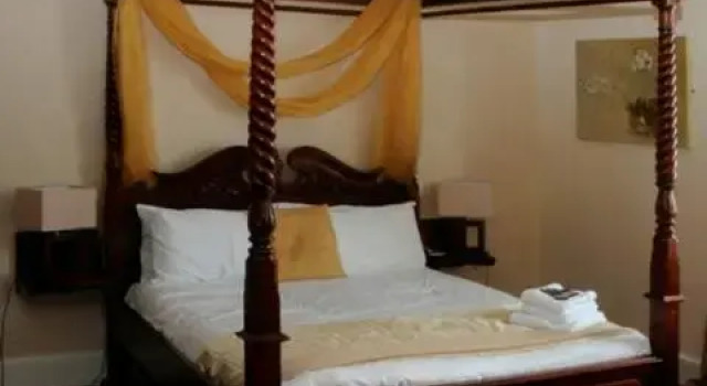 Номер Executive White House Hotel
