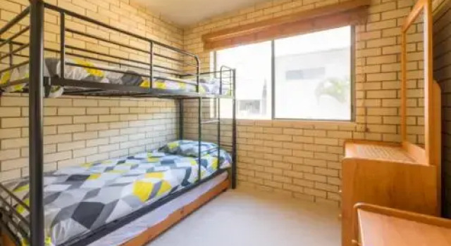 Golden Shores Unit 3, 21 Landsborough Parade, Забронировать Отель Пляж Golden Beach Калаундра