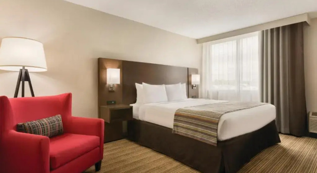 Двухместный номер Standard Country Inn & Suites by Radisson, Fergus Falls, MN
