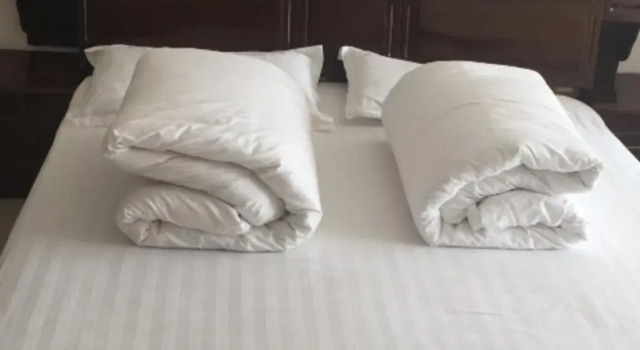 Jindiyang Business Inn, Prenota Hotel Yulin Shaanxi