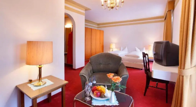 Двухместный номер Standard с балконом Kneipp- Kur- und Tagungshotel Luitpold
