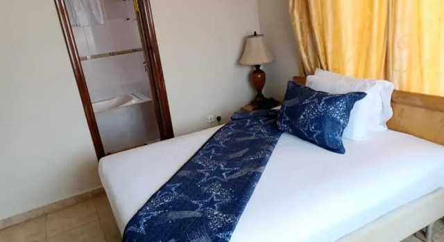 PRESTIGE Guesthouse ,Ksi, Prenota Hotel Hotel 3 stelle a Kumasi, 3*