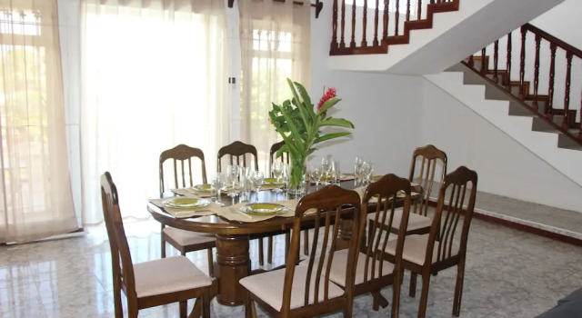 Вилла Hibiscus Villa - 5 Rooms