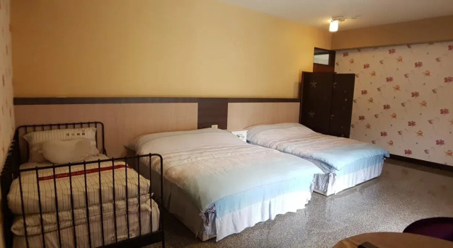 Tung Flowers B&B, Prenota Bed & breakfast Hotel 3 stelle a Nantou County, 3*