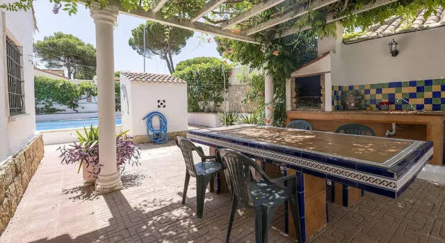 Вилла Fuente Alegre in Chiclana de la Frontera