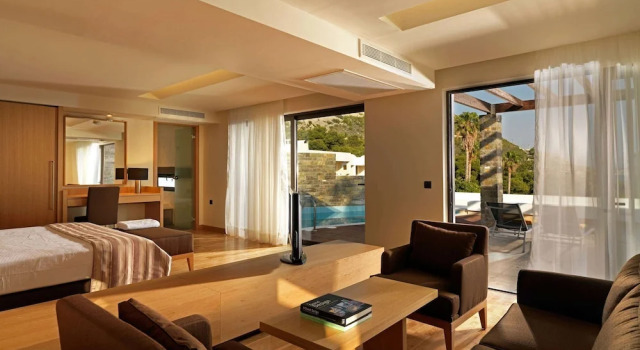 Двухместный полулюкс Deluxe с видом на сад Wyndham Loutraki Poseidon Resort