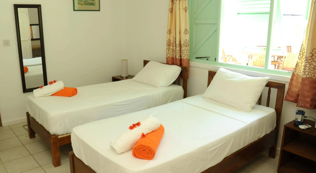 Villa Kordia, Book Villa Hotels in Mahe with Parking, Parking
