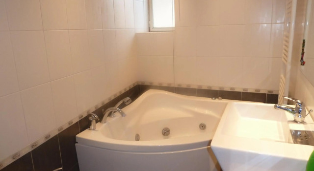 Villa San Filippo, Book Villa Cottages in Cori, Cottage