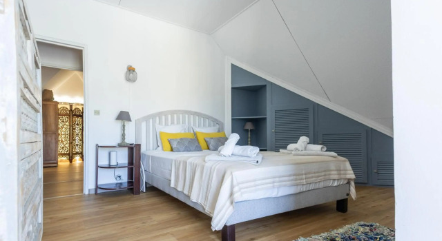 Rooftop - magnifique appartement au cœur de l Hermitage-Les-Bains, Book Apartment Hotels in Saint-Paul with Parking, Parking