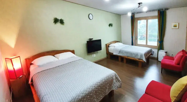 Jeju Green Pampas, Забронировать Отель Отели Согвипхо с парковкой, Парковка