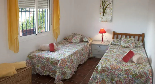 Holiday Home With Private Pool Near Andalusian Village Comares, Malaga, Prenota Casa vacanze Hotel a Axarquía con parcheggio, Parcheggio