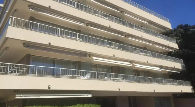 Appartement Saint-Raphaël, 1 pièce, 2 personnes - FR-1-466A-16, Reservar Apartamento Saint-Raphael Mimosa Road
