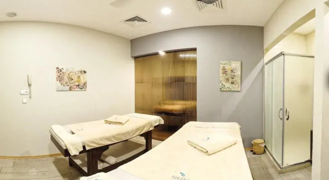 Yagona Termal & Spa, Rezerwuj Ośrodek wypoczynkowy Hotele w Yoncali z basenem, Basen