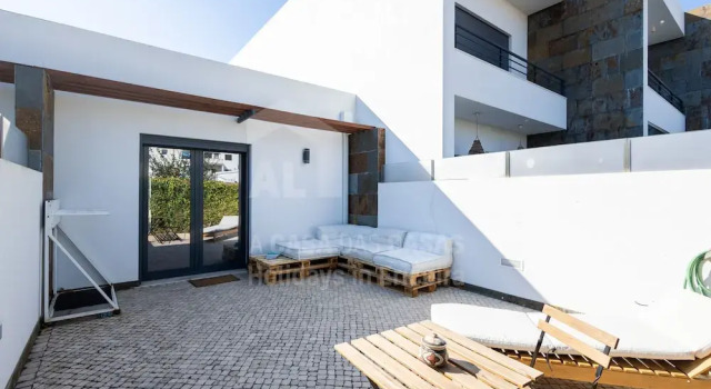 Valentin House by Acasadascasas