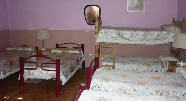 Пятиместный номер Standard Hotel Paris