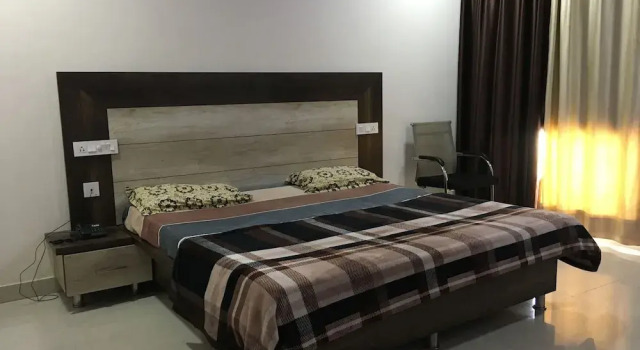 Hotel Dreamz, Забронировать Отель Карнал Национальный столичный округ Дели