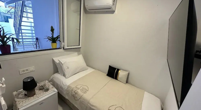 Amina Apartments