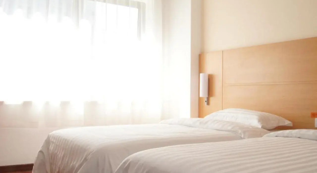 Ibis Beijing Jianguomen Hotel, Забронировать Отель Отели Пекина 3 звезды, рядом с Ярмарка на Шелковой улице, 3*