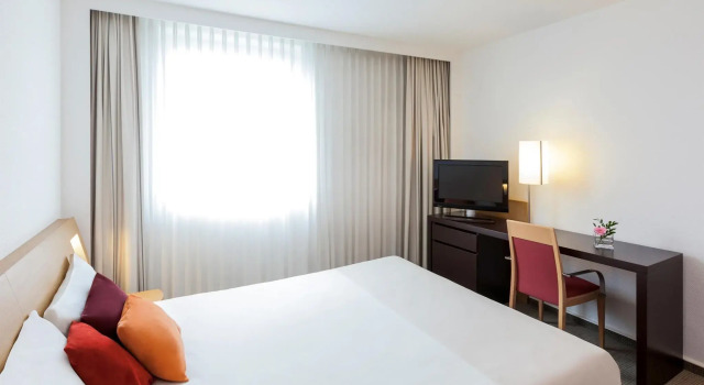 Двухместный номер Standard Novotel Maastricht