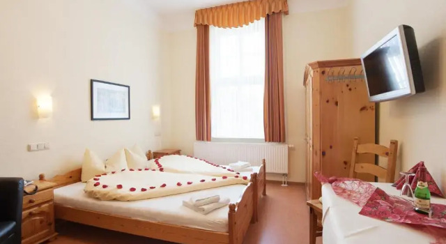 Двухместный номер Standard Hotel Zum Herrenhaus