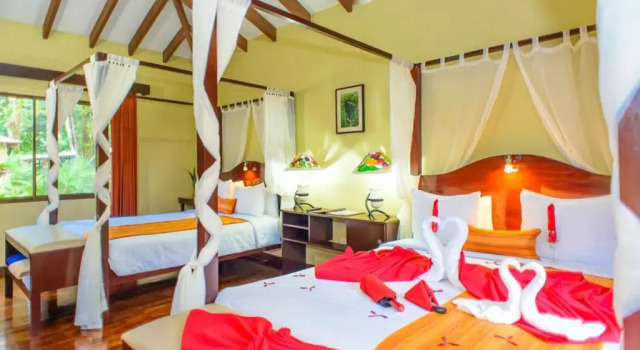Трёхместный номер Deluxe Manatus Hotel