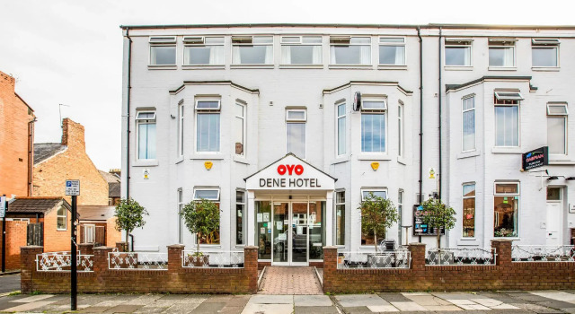 Трёхместный номер Standard Dene Hotel